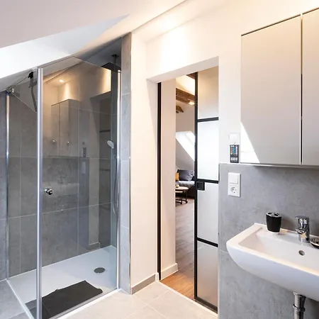 Апартаменты Gemuetliches Loft-retreat Тройхтлинген